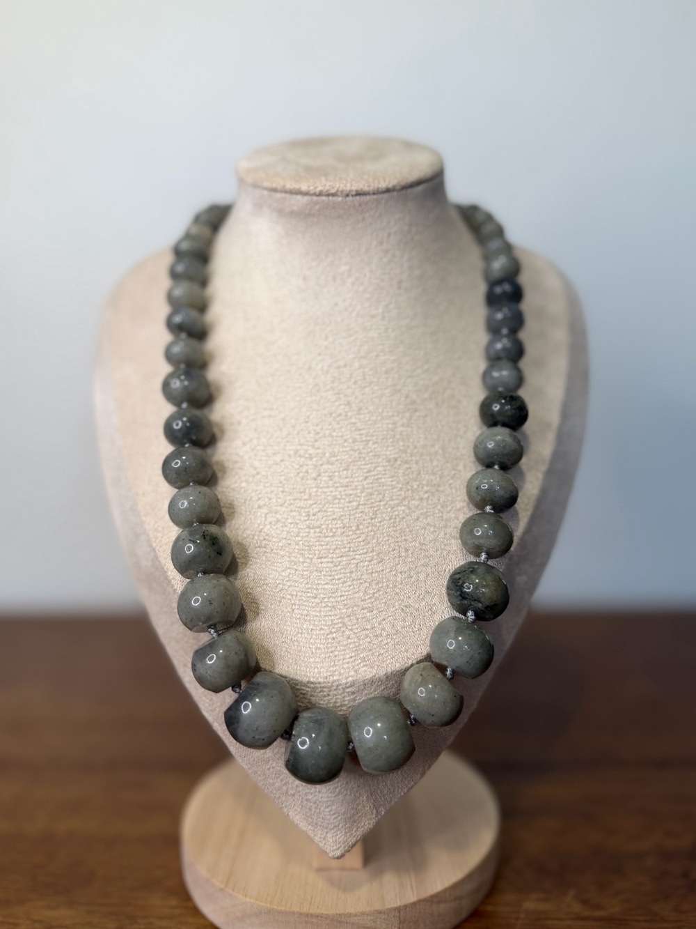 Hand knotted Chunky Genuine Labradorite Graduated Necklace